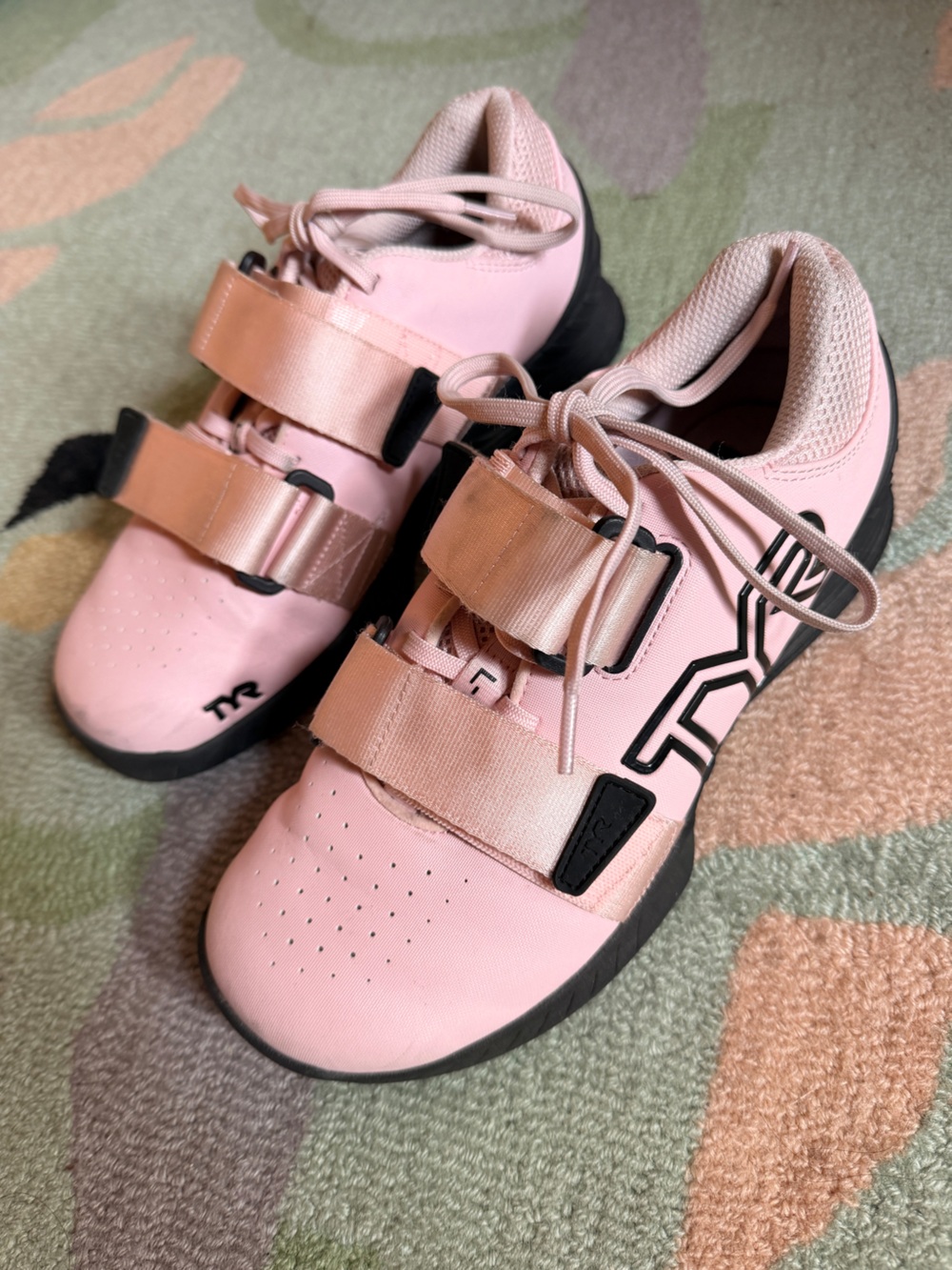 TYR pink and black L-1 lifters weightlifting shoes
